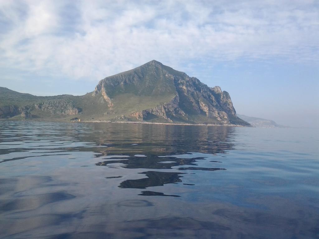 Casa Vacanza Tra Cielo E Mare Custonaci Luaran gambar